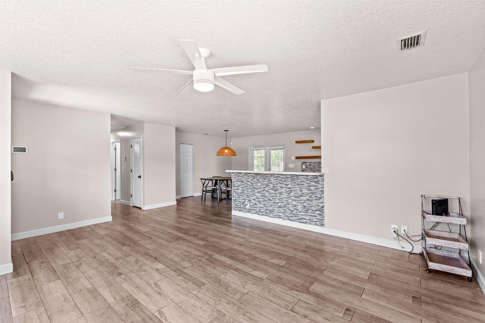  Residence photo 34