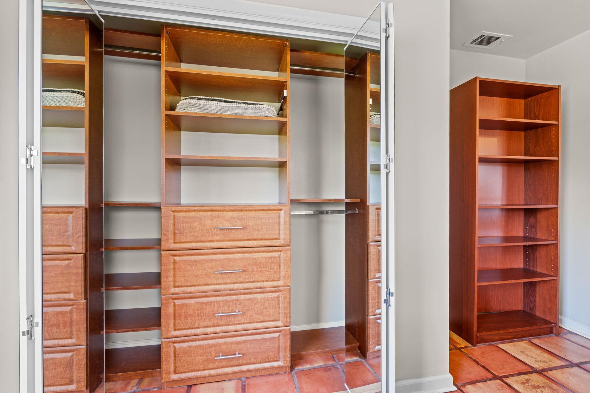  Residence photo 60