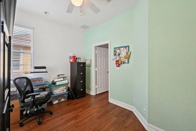 Botanica Unit 108 photo 25