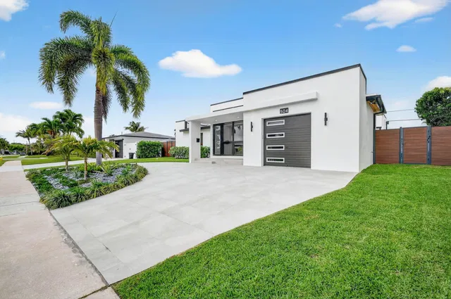 Village of North Palm Beach Residence photo 5