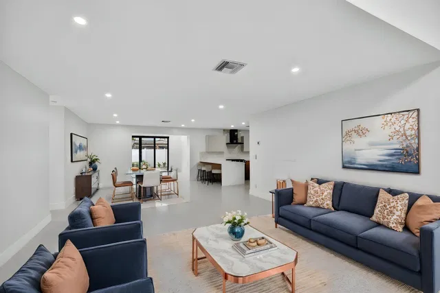 Village of North Palm Beach Residence photo 14