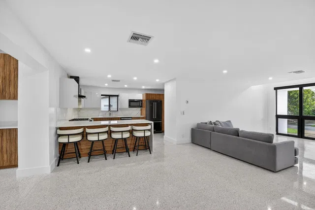 Village of North Palm Beach Residence photo 17
