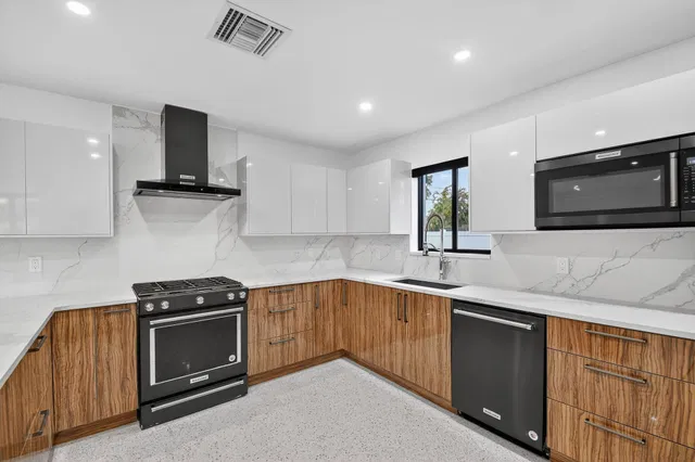 Village of North Palm Beach Residence photo 18