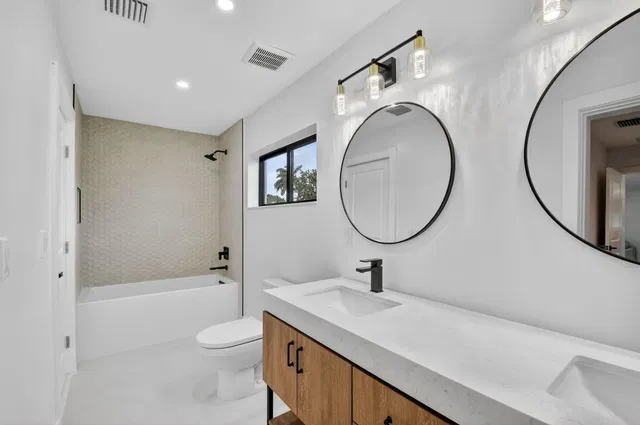 Village of North Palm Beach Residence photo 43