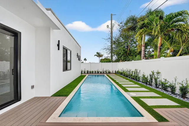 Village of North Palm Beach Residence photo 44