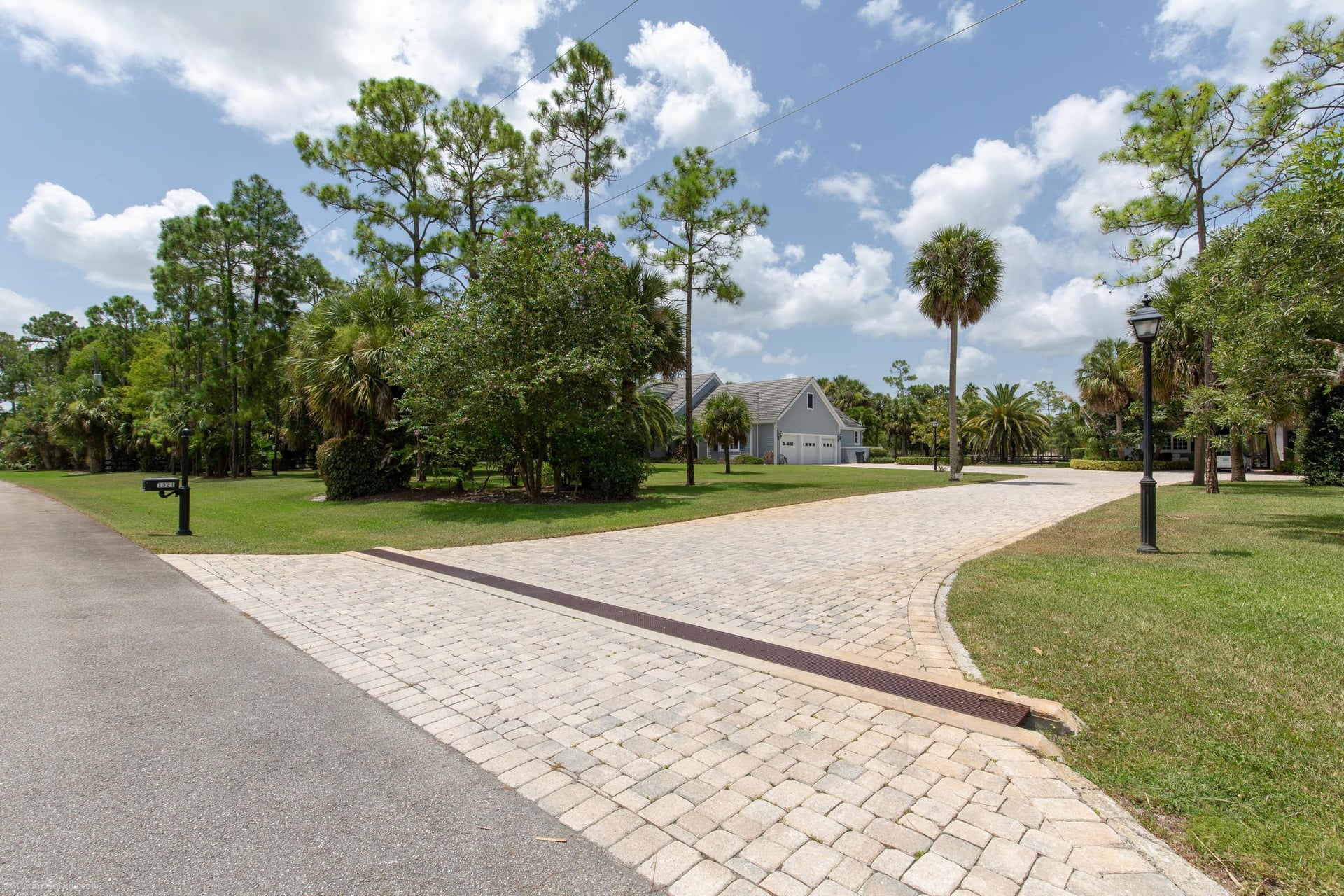 Paddock Park Residence photo 2
