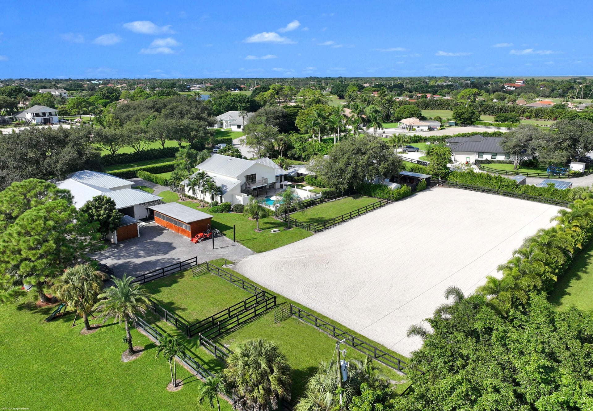 Paddock Park Residence photo 71