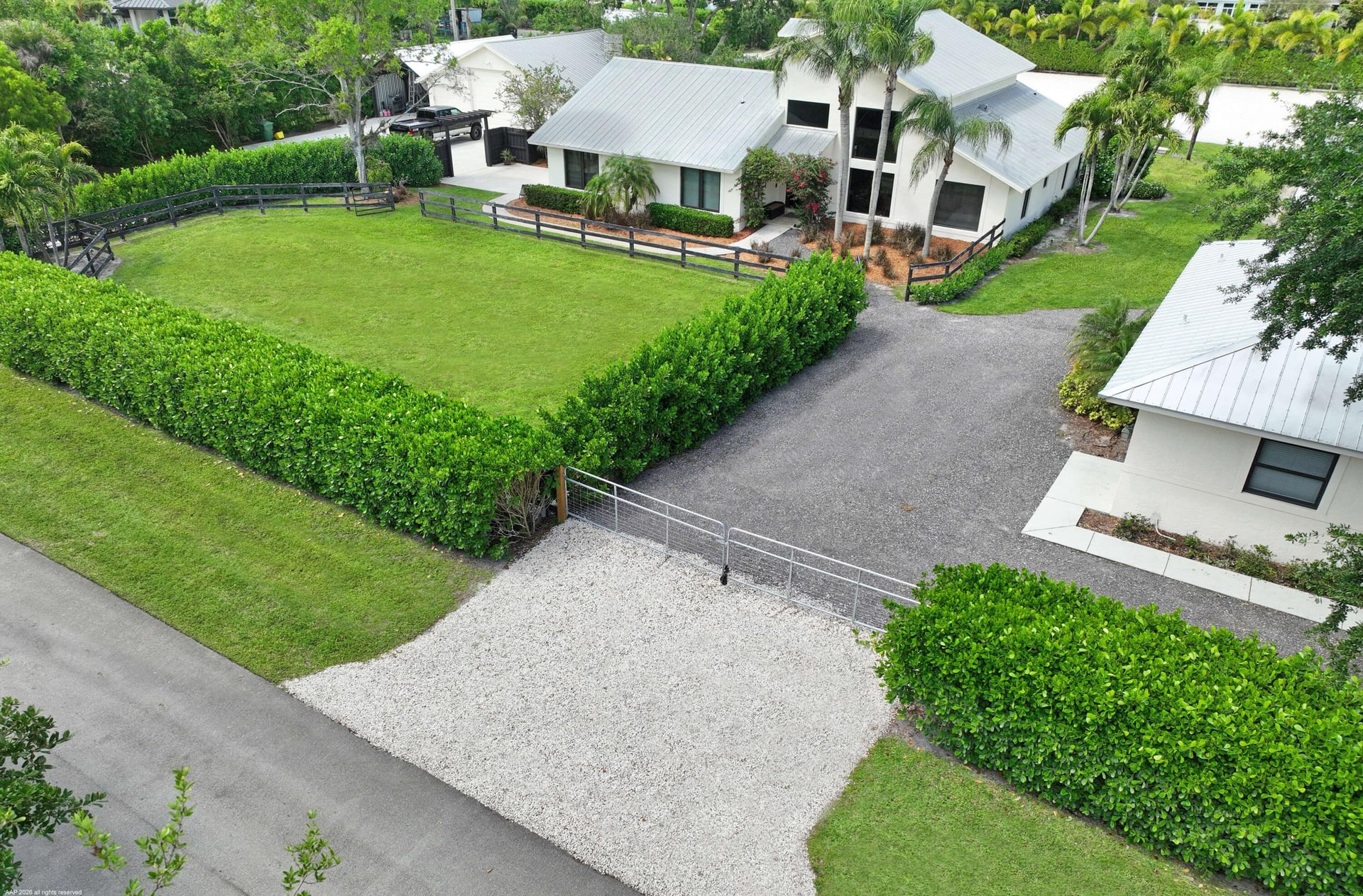 Paddock Park Residence photo 75