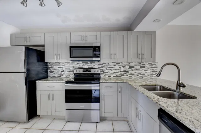 Boca Raton Unit 2050 photo 20
