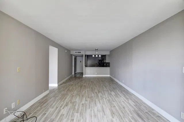 Boca Raton Unit 2050 photo 23
