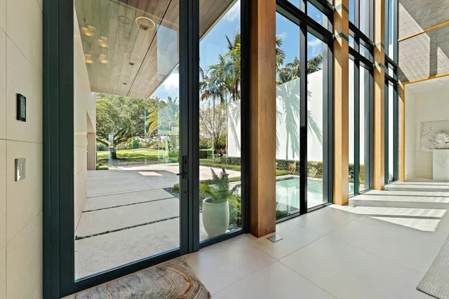 Admirals Cove Residence photo 15
