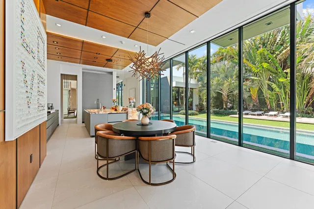 Admirals Cove Residence photo 28