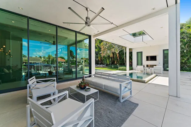 Admirals Cove Residence photo 34