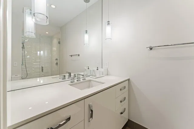 Admirals Cove Residence photo 57
