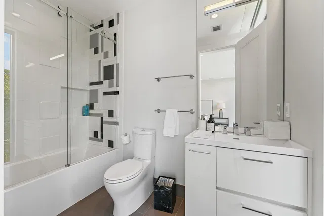 Admirals Cove Residence photo 60