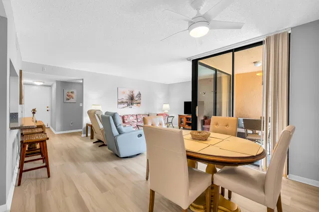 Unit 4207 photo 7