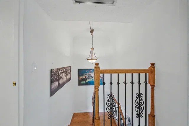  Residence photo 35