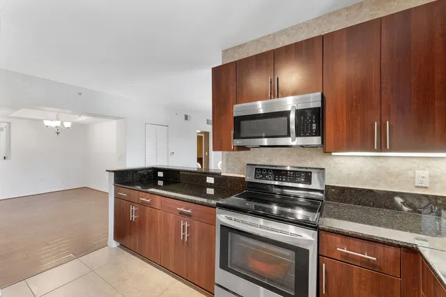 Residences at Midtown Palm Beach Gardens Unit 2309 photo 15