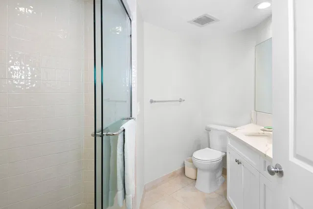 Unit 316 photo 29