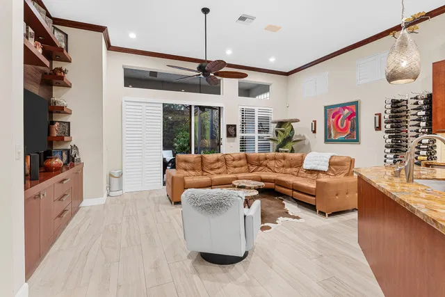 Mizner Country Club Residence photo 12