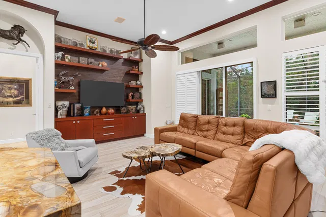 Mizner Country Club Residence photo 13