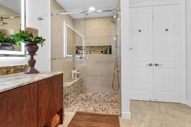 Mizner Country Club Residence photo 17
