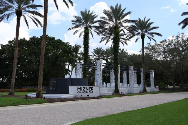 Mizner Country Club Residence photo 41