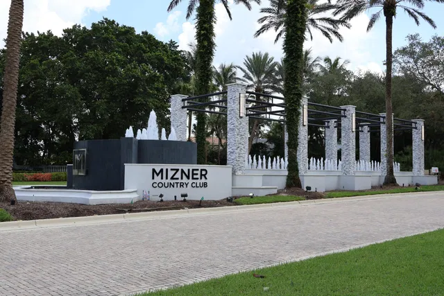 Mizner Country Club Residence photo 42