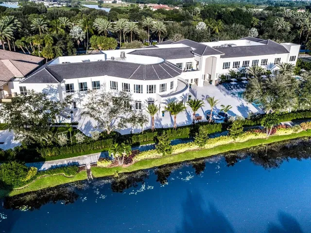 Mizner Country Club Residence photo 49