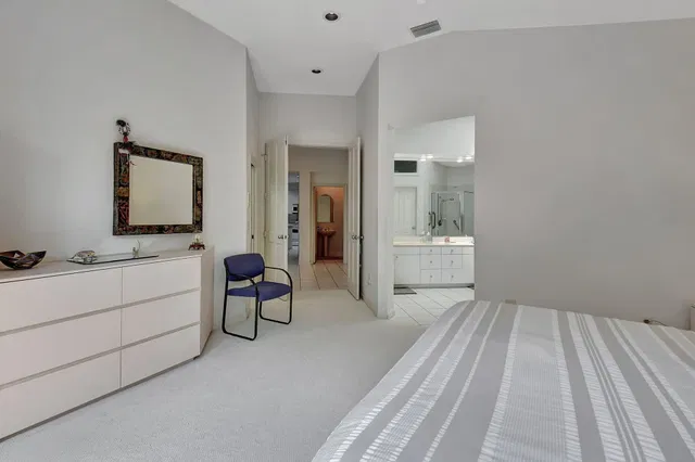  Residence photo 19