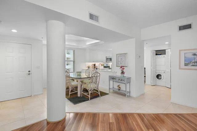 Unit 316 photo 20