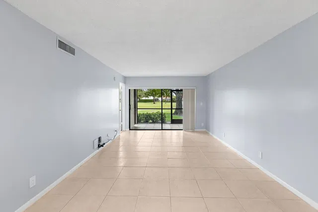 Eastpointe Country Club Unit 103 photo 5
