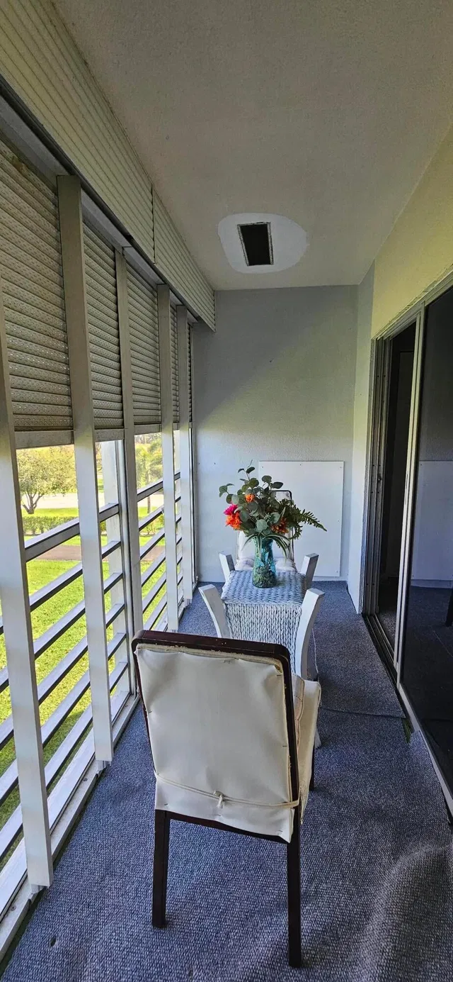 Unit 198 photo 14
