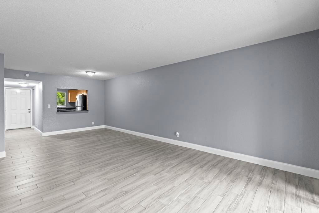 Unit 205 photo 5