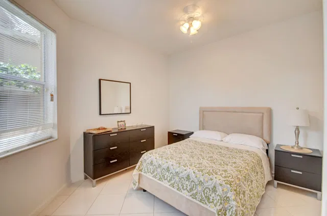 Residence photo 21
