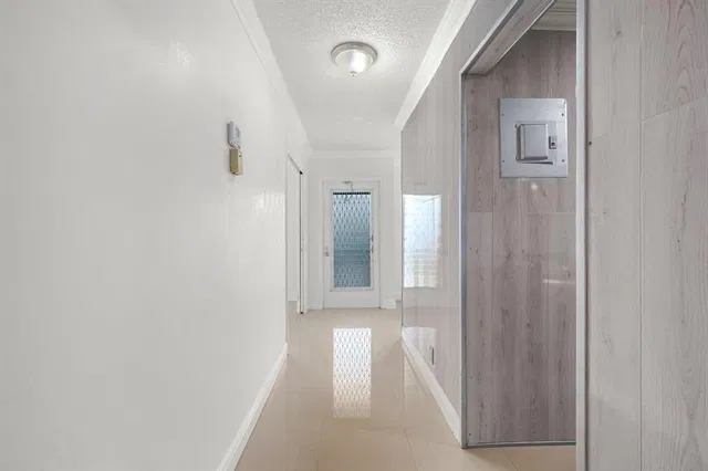 Residence photo 4