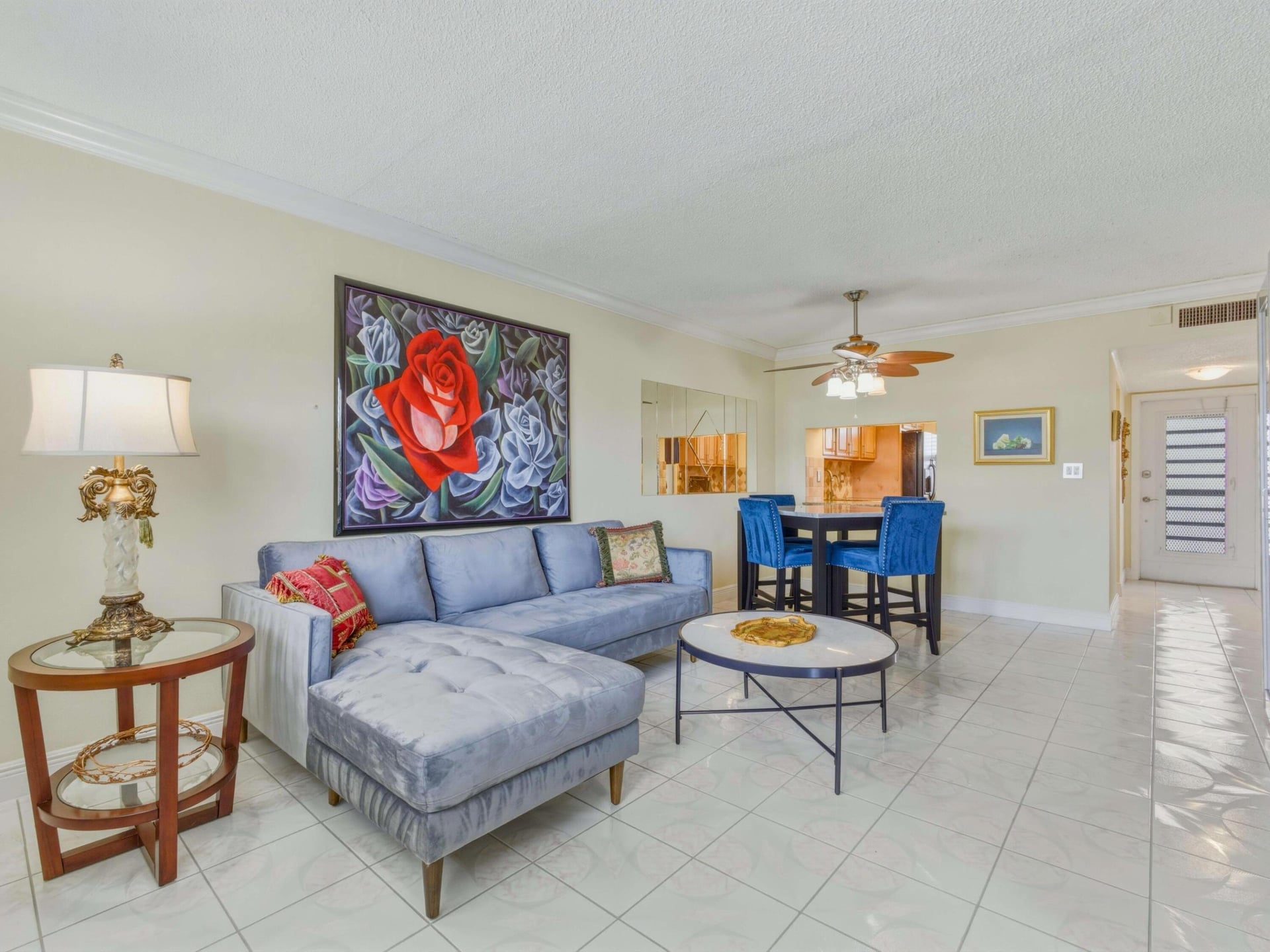 Unit 1136 photo 8