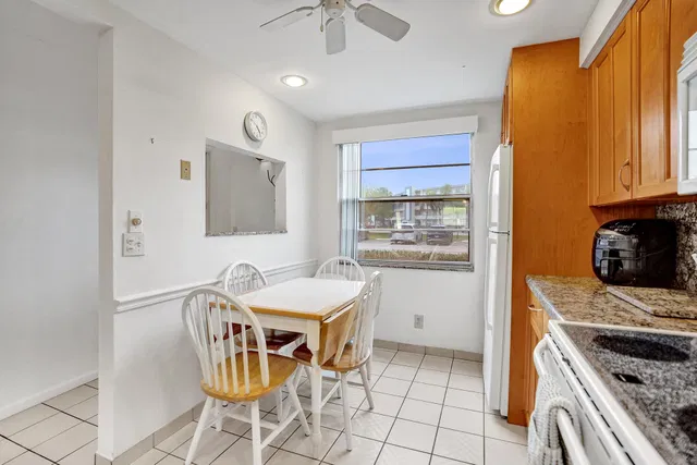  Residence photo 6