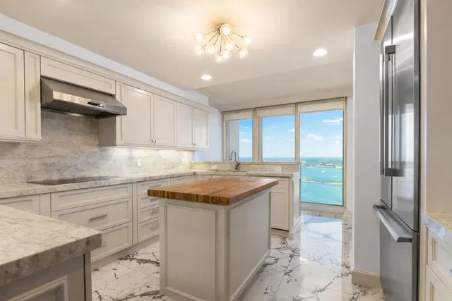 The Plaza of The Palm Beaches Unit 12 Gh photo 7