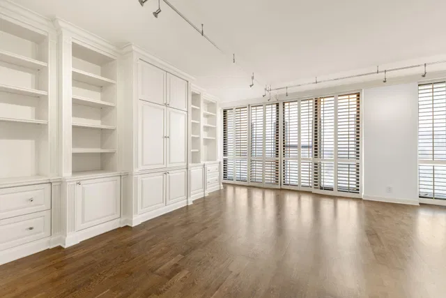 The Plaza of The Palm Beaches Unit 12 Gh photo 17