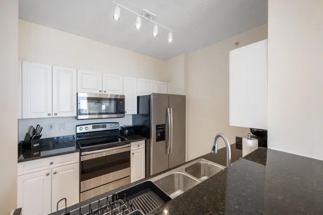 The Tower Condominium at Cityplace Unit 1107 photo 10
