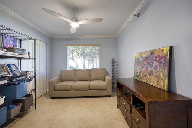 Unit Apt 101 photo 24