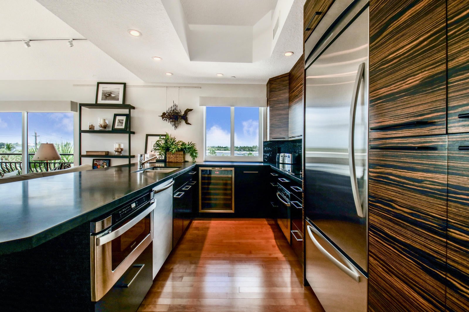 Singer Island Unit 303 photo 5