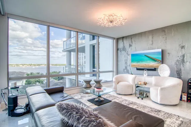 Water Club North Palm Beach Unit 601 photo 3