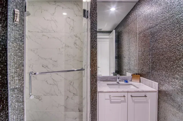 Water Club North Palm Beach Unit 601 photo 28