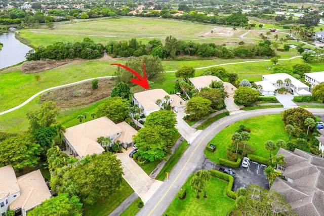 First Fairway Residence photo 32