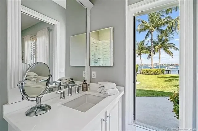 Singer Island Residence photo 17