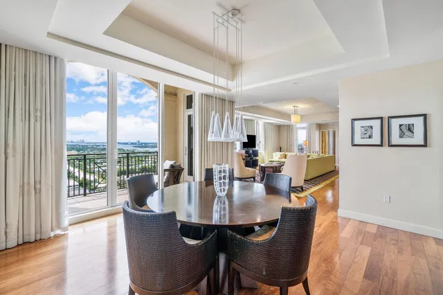 Renaissance on the Ocean Residence photo 30