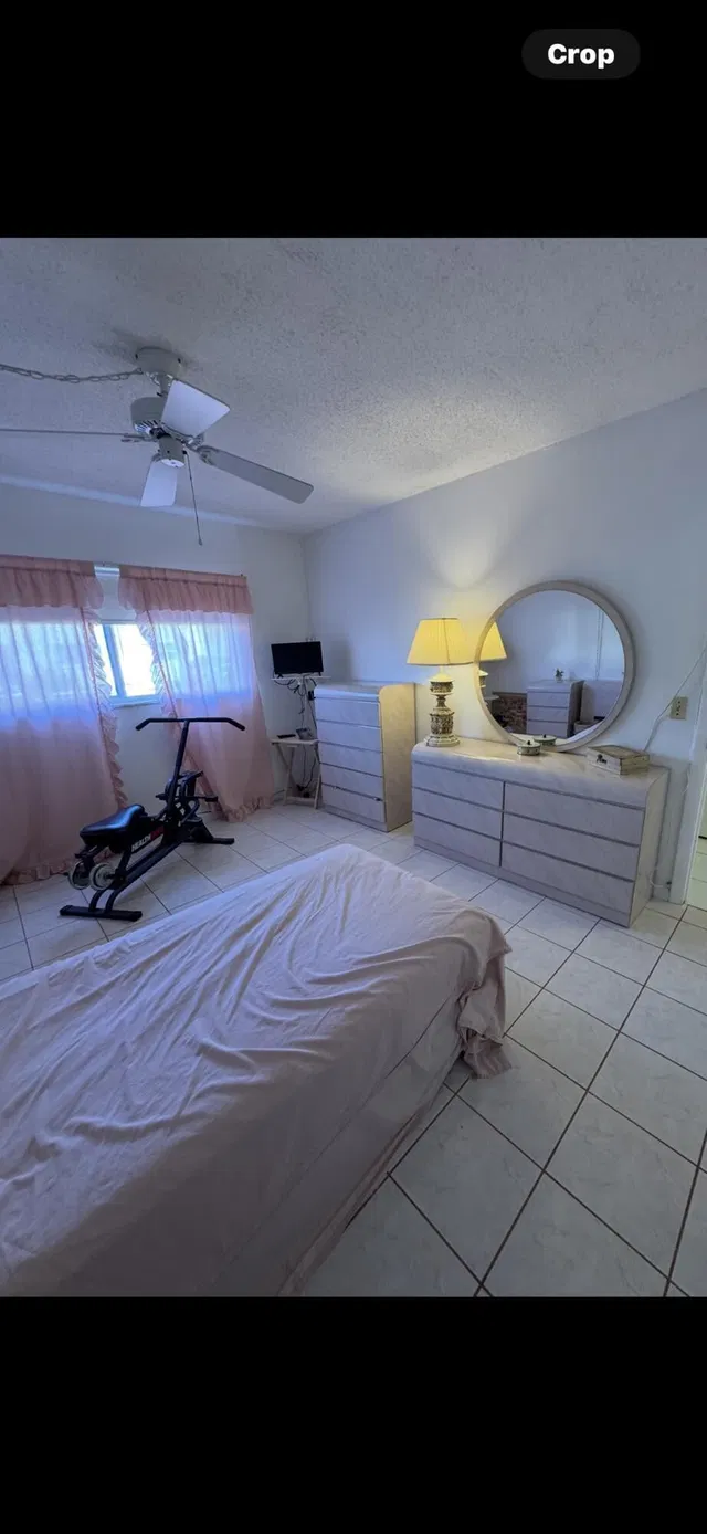 Unit D2 photo 14