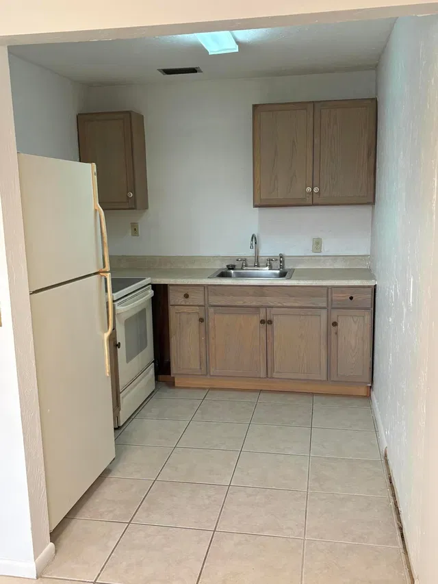  Residence photo 4